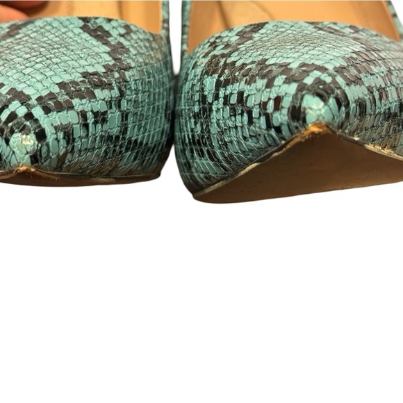 BCBGeneration Skie Pointy Toe Faux Snake Skin Blue/Green and Black Pumps Sz 8.5 - Picture 5 of 14